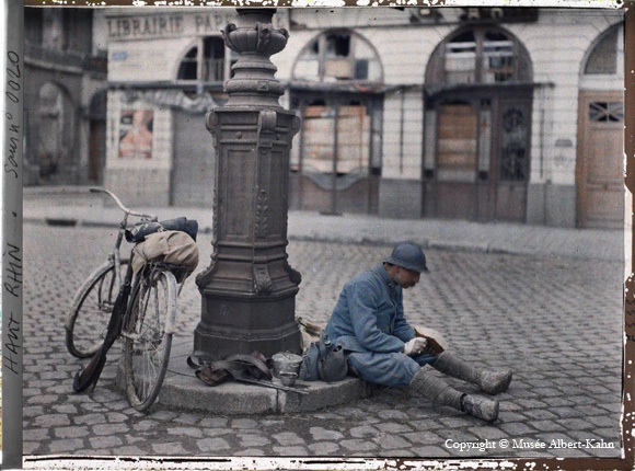 Scanned autochrome of urban scene in France