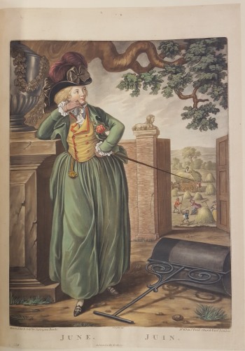 Woman in hunting dress (18th c.) outside. 